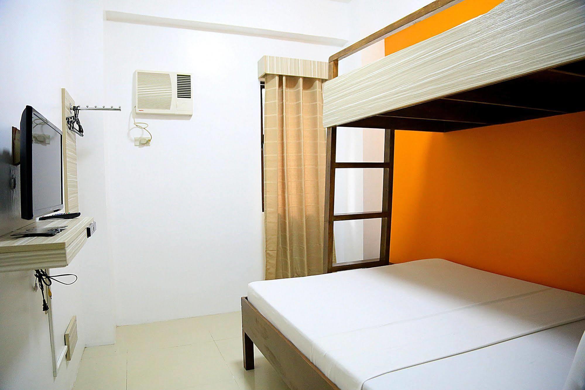 Travelbee Business Inn Cebu Bagian luar foto